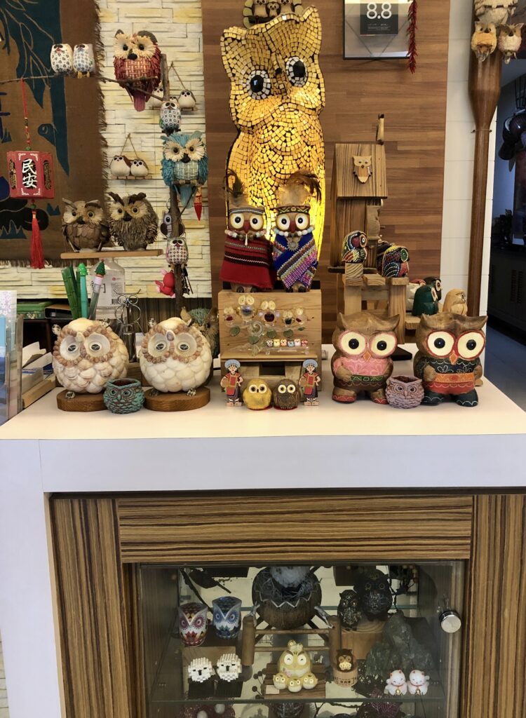 Owl decoration